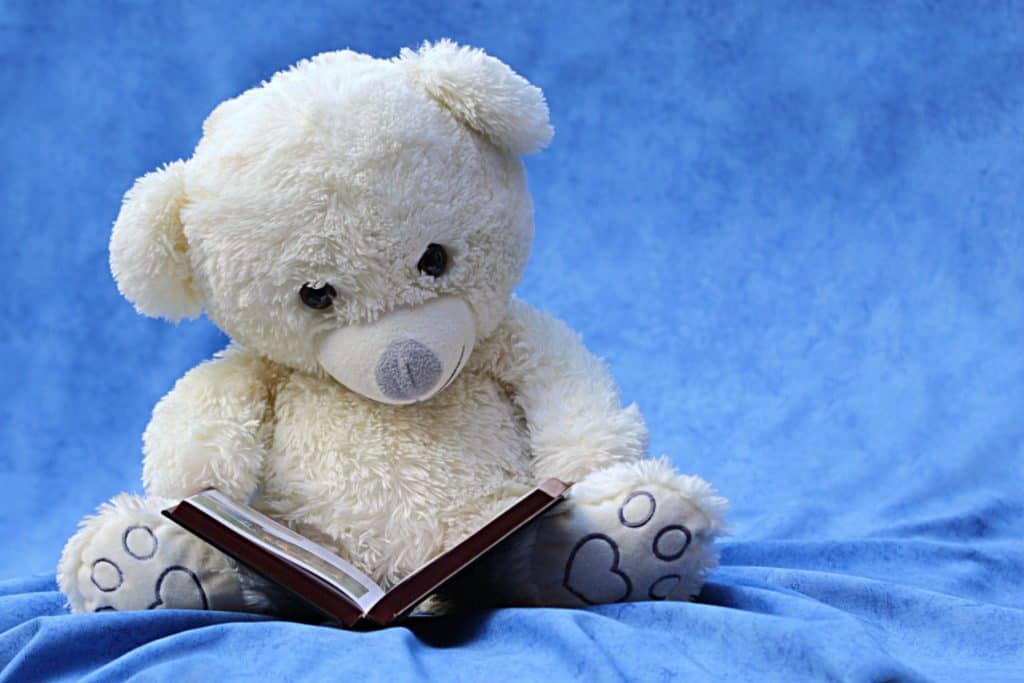 ESL Songs for Young Learners – Listed by Topic